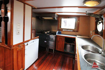 Zweimastlogger MARS K&uuml;che