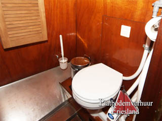 Lemsteraak Zephyrus WC/Bad